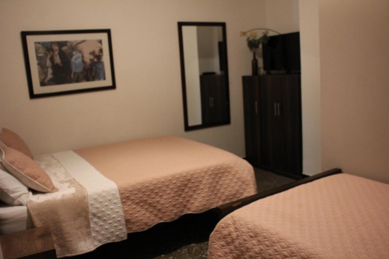 Plaza El Santuario Hotel 3*